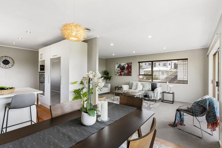 Photo of property in 24 Hebron Road, Waiake, Auckland, 0630