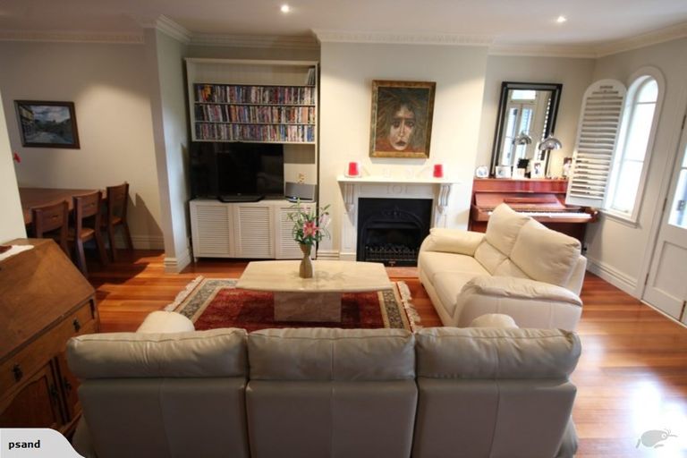 Photo of property in 1j George Street, Newmarket, Auckland, 1023