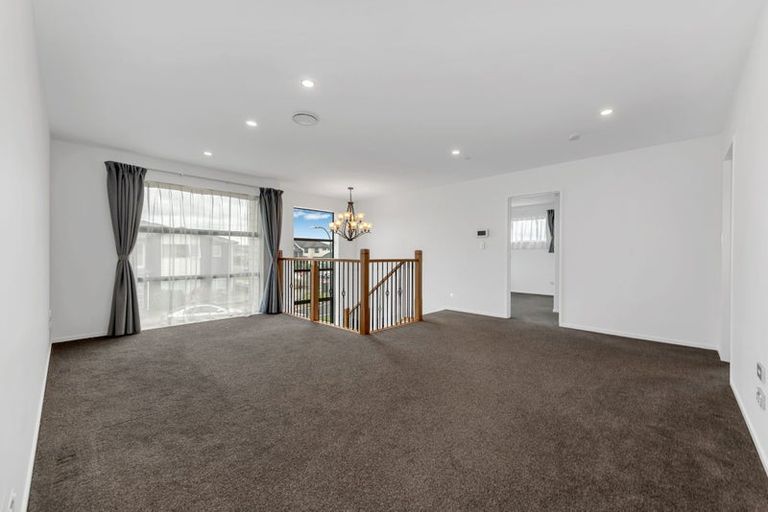 Photo of property in 76 Donegal Park Drive, Flat Bush, Auckland, 2019
