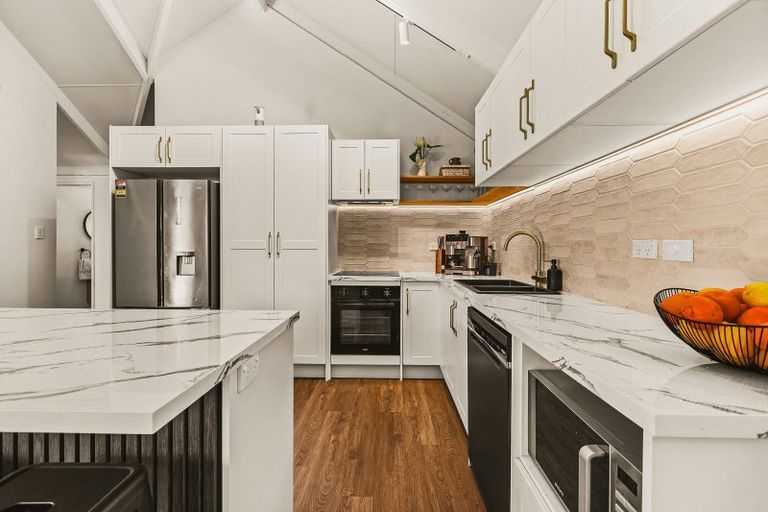 Photo of property in 4 Bowen Place, Tamatea, Napier, 4112
