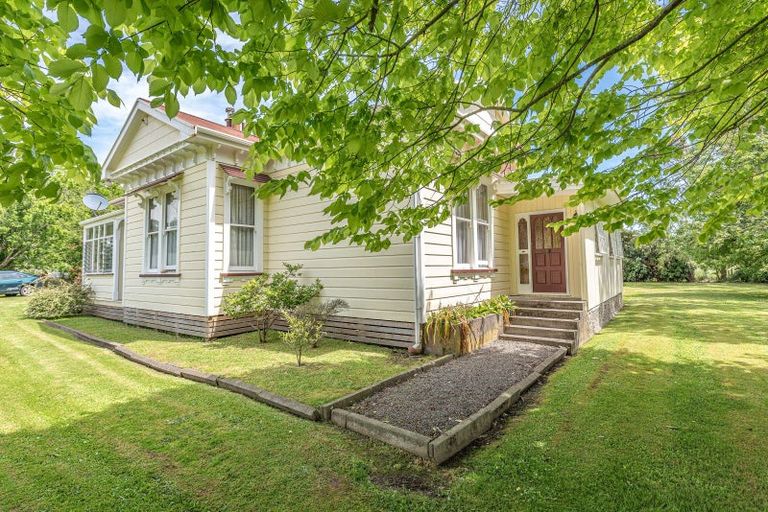Photo of property in 12 Nepia Road, Marybank, Whanganui, 4572