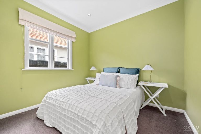 Photo of property in 27a Bauchop Road, Waterloo, Lower Hutt, 5011