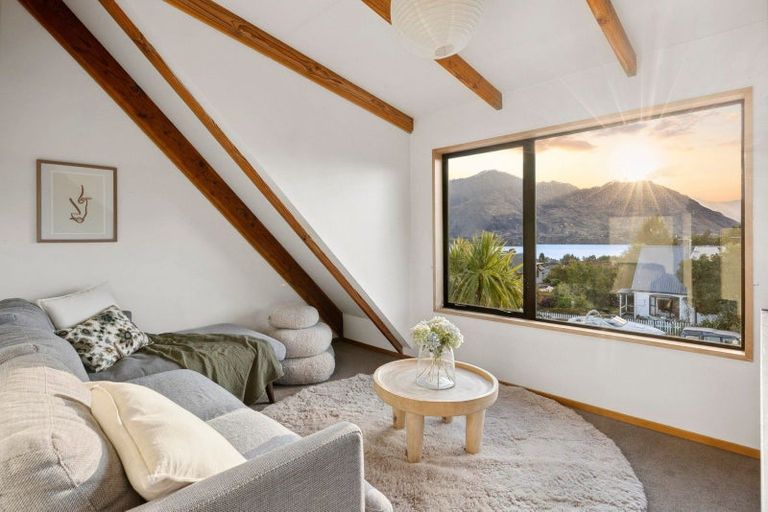 Photo of property in 66 Rata Street, Wanaka, 9305