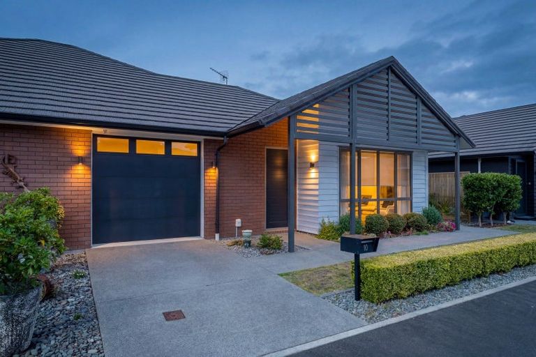 Photo of property in 10 Easby Way, Flagstaff, Hamilton, 3210