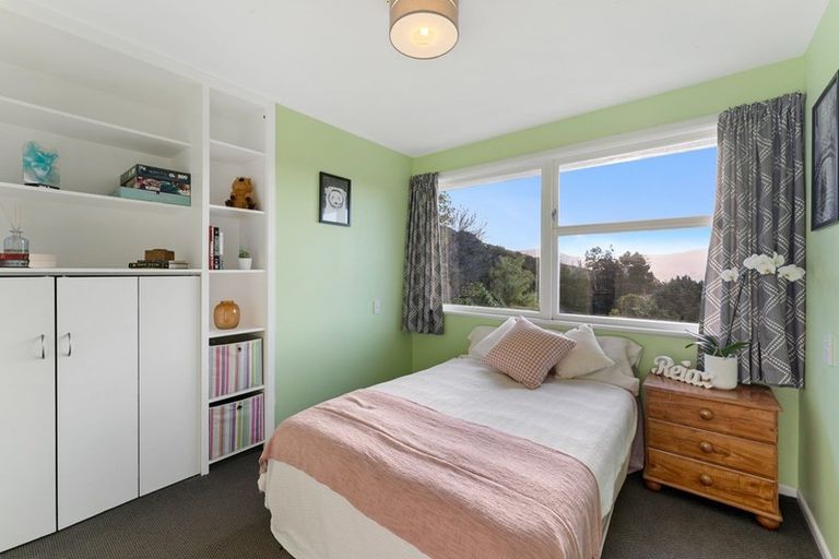Photo of property in 56 Ngahere Street, Stokes Valley, Lower Hutt, 5019
