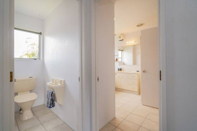 Photo of property in 8 Centennial Drive, Whitianga, 3510