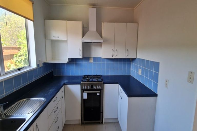 Photo of property in 8a Elizabeth Avenue, Heretaunga, Upper Hutt, 5018