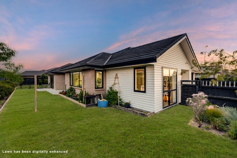 Photo of property in 10 The Runway, Wigram, Christchurch, 8042