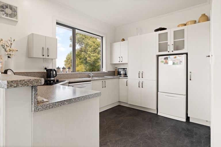 Photo of property in 10 Jubilee Street, Belleknowes, Dunedin, 9011