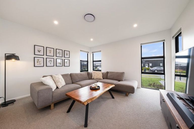 Photo of property in 49 Matai Springs Drive, Halswell, Christchurch, 8025