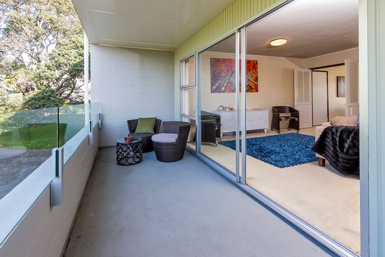 Photo of property in 3/34 Uxbridge Road, Mellons Bay, Auckland, 2014
