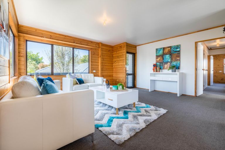 Photo of property in 114 Pooks Road, Ranui, Auckland, 0612