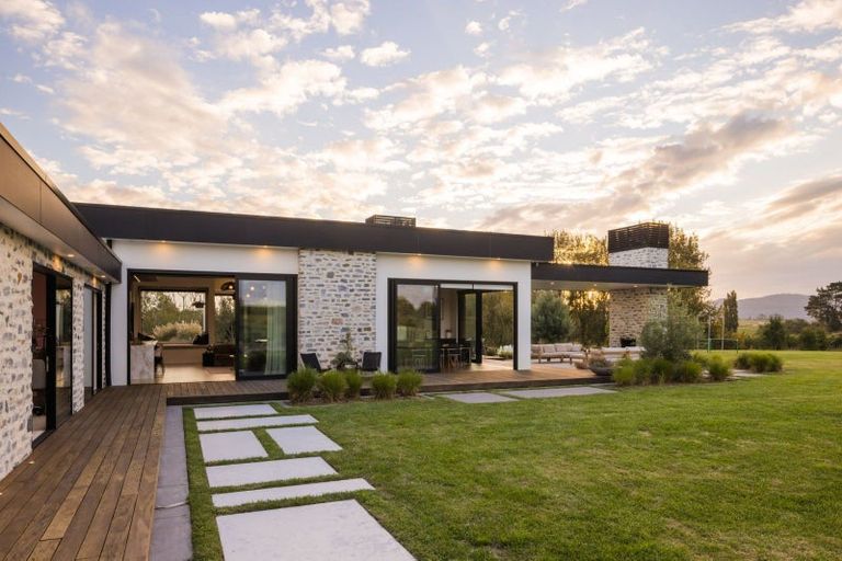 Photo of property in 23 Sullivan Road, Horsham Downs, Hamilton, 3281