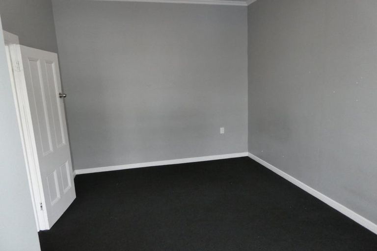 Photo of property in 117 Wallace Street, Mount Cook, Wellington, 6021