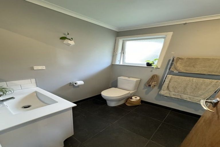 Photo of property in 1 Van Asch Road, Haumoana, 4102