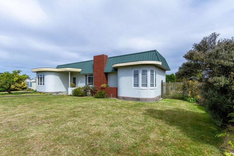 Photo of property in 107 Riverbend Road, Onekawa, Napier, 4110