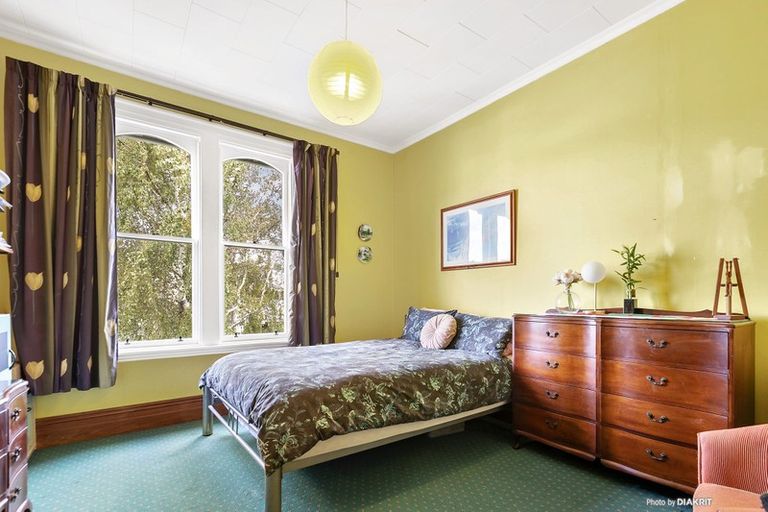 Photo of property in 18 Hall Street, Newtown, Wellington, 6021