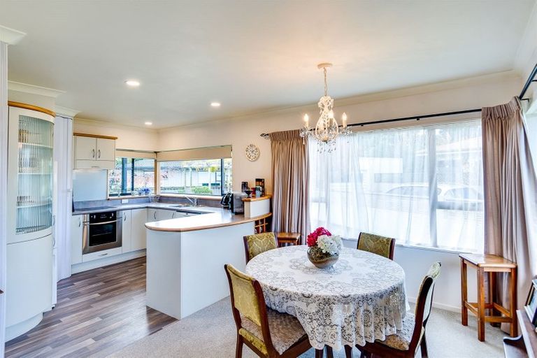 Photo of property in 22 Totara Street, Taradale, Napier, 4112