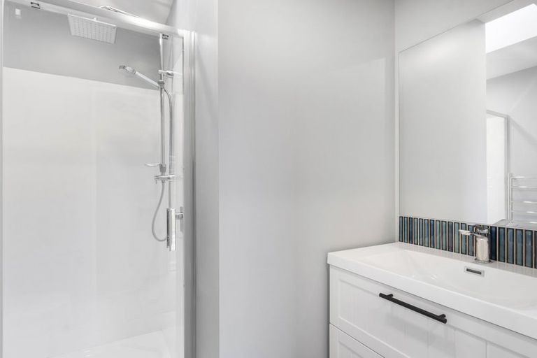 Photo of property in 16 Cadogan Street, Sydenham, Christchurch, 8023