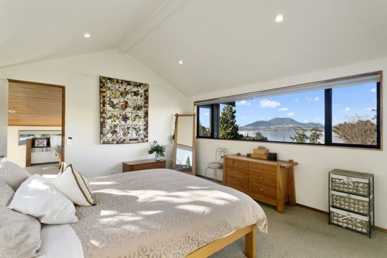 Photo of property in 22 Ewing Grove, Acacia Bay, Taupo, 3330