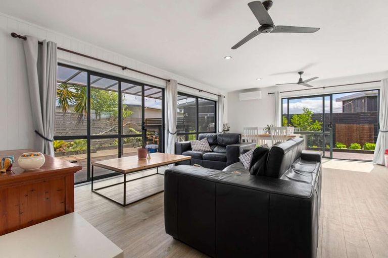 Photo of property in 125 Ngaio Drive, Matarangi, Whitianga, 3592