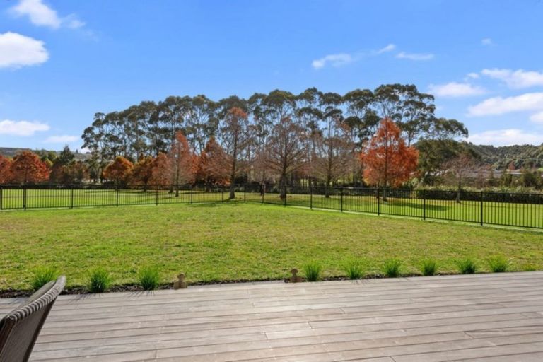 Photo of property in 154 Lakes Boulevard, Pyes Pa, Tauranga, 3112