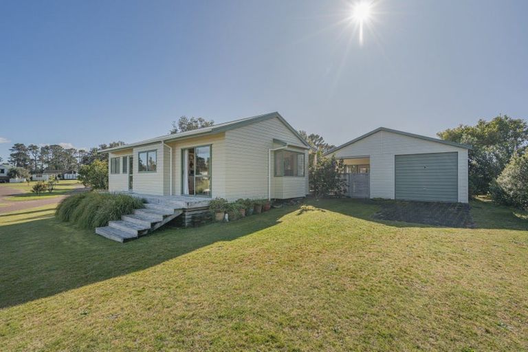 Photo of property in 2 Winderton Way, Pauanui, Hikuai, 3579