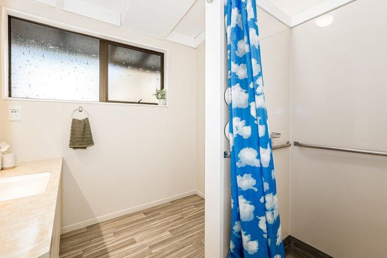 Photo of property in 35b Duthie Street, Karori, Wellington, 6012