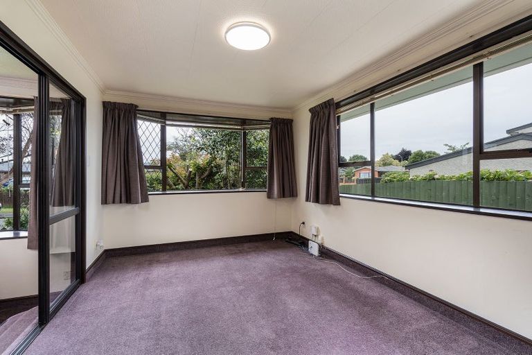 Photo of property in 1 Ash Place, Mosgiel, 9024