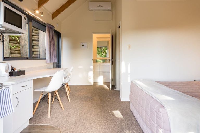 Photo of property in 32-34 School Road, Paihia, 0200