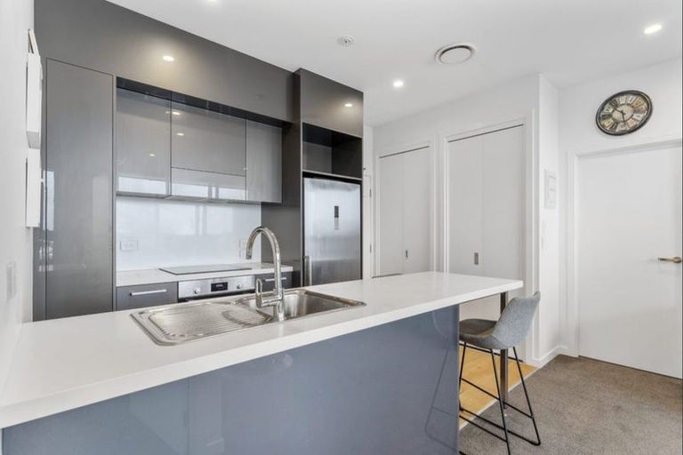 Photo of property in 1401/8 Lakewood Court, Manukau, Auckland, 2104