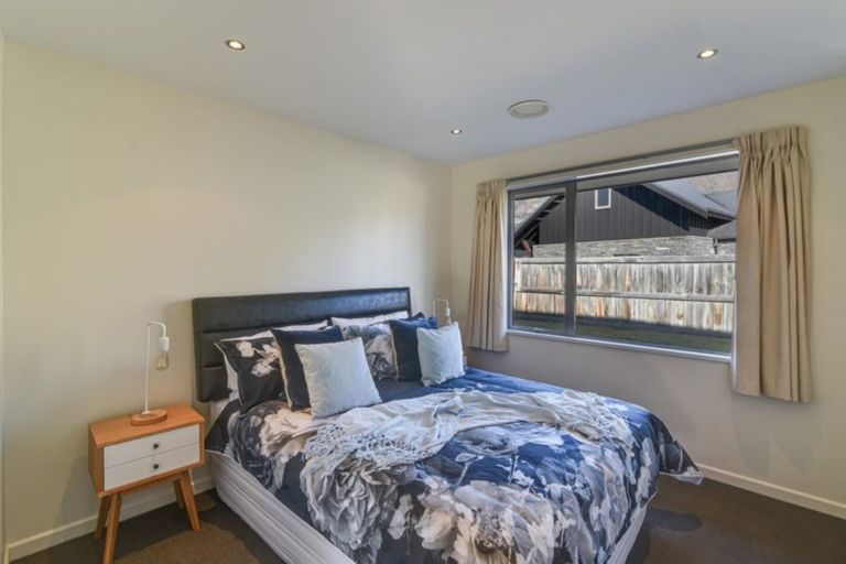 Photo of property in 42 Erskine Street, Lake Hayes, Queenstown, 9304