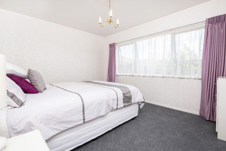 Photo of property in 2/32 Simmental Crescent, Somerville, Auckland, 2014