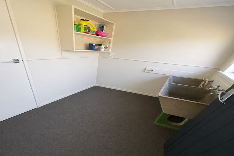 Photo of property in 12 Orion Street, Papakura, 2110