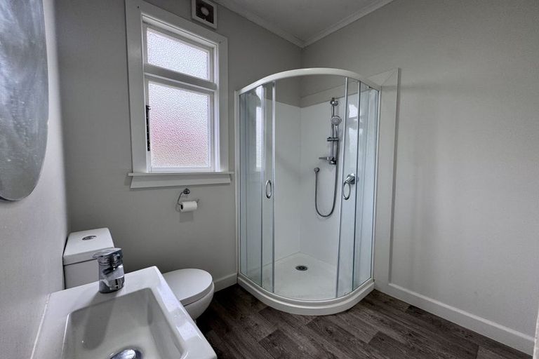 Photo of property in 12 Moana Street, Hokowhitu, Palmerston North, 4410