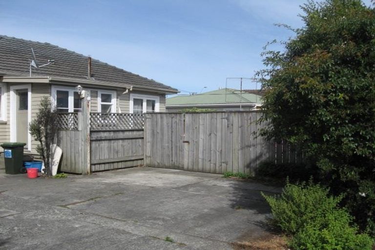 Photo of property in 1/42 Parkers Road, Tahunanui, Nelson, 7011