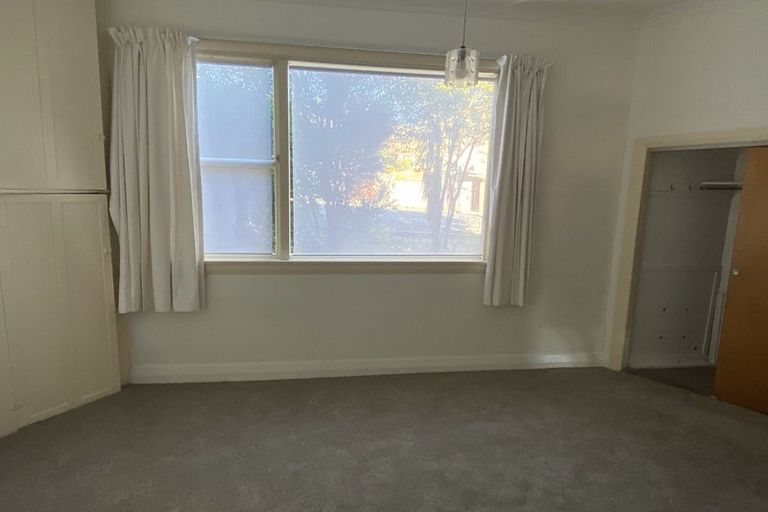 Photo of property in 1 Greenacres Street, Macandrew Bay, Dunedin, 9014