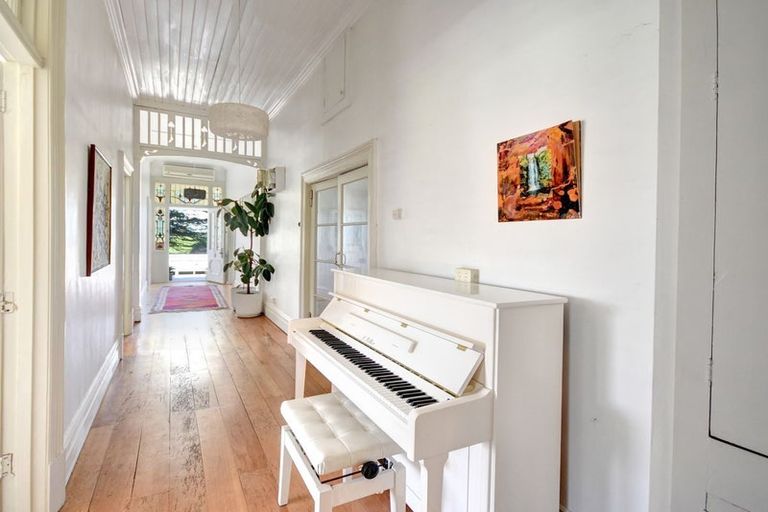 Photo of property in 1215 Centre Road, Henley, Outram, 9073