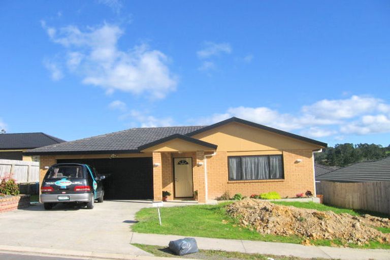 Photo of property in 6 Parkcrest Drive, Henderson, Auckland, 0612