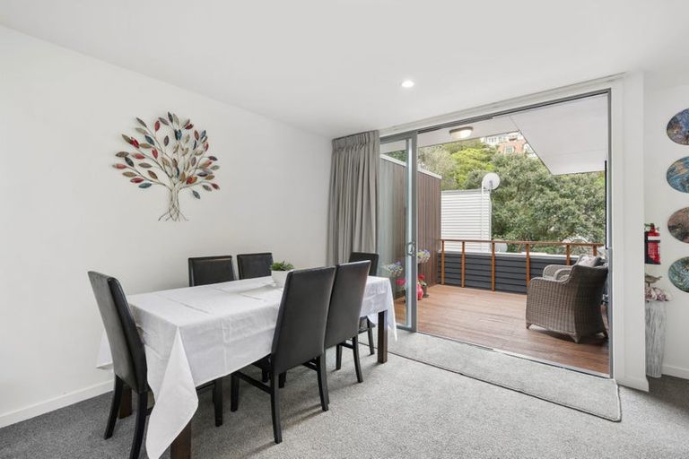 Photo of property in 37c Ngaio Road, Kelburn, Wellington, 6012