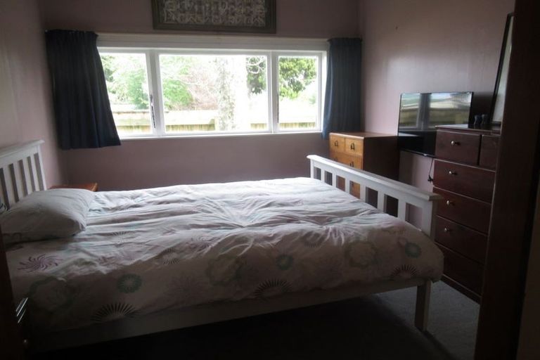 Photo of property in 61 Fergusson Street, Woodville, 4920