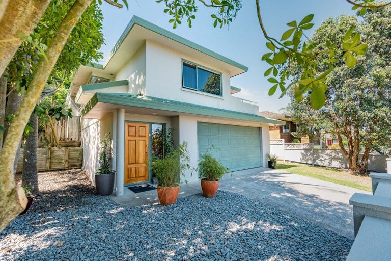 Photo of property in 12 Thornlea Drive, Welcome Bay, Tauranga, 3112