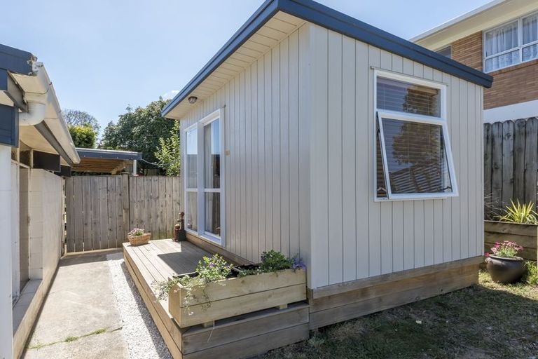 Photo of property in 4 Galvan Avenue, Sunnyhills, Auckland, 2010