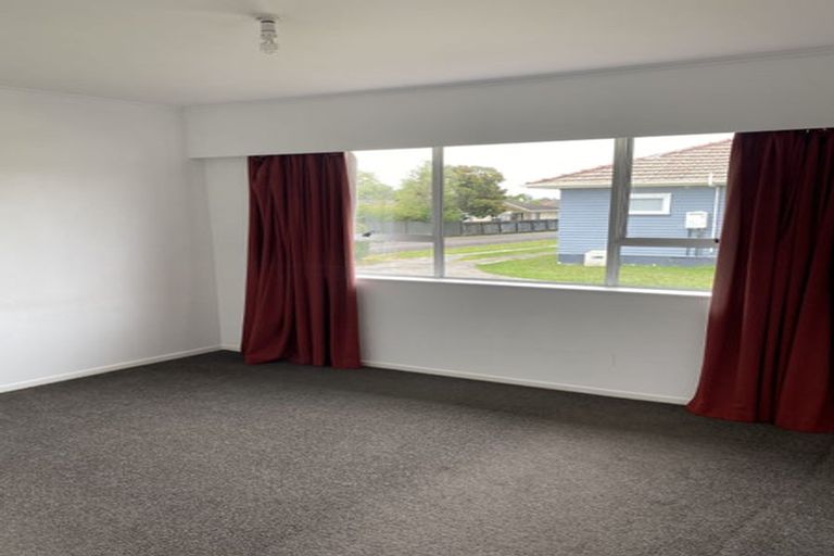 Photo of property in 50c Braid Road, St Andrews, Hamilton, 3200