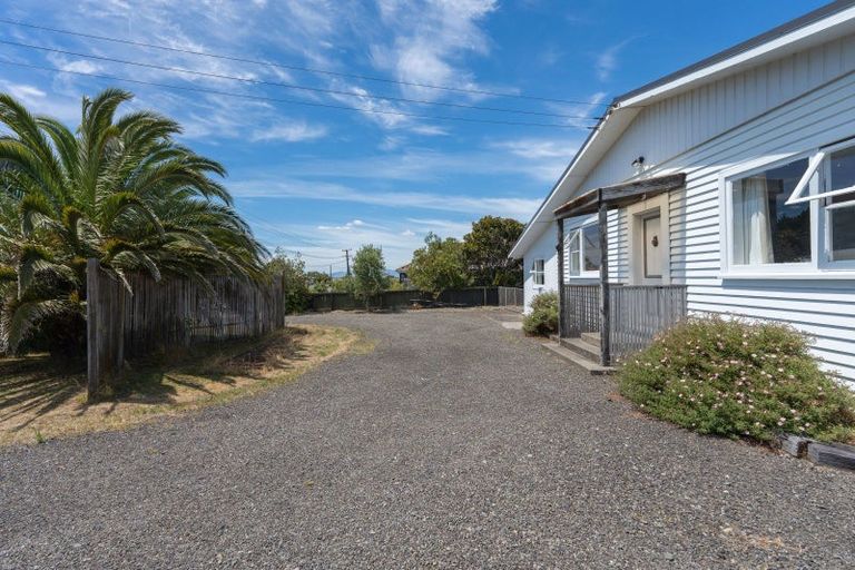 Photo of property in 4 Seabury Avenue, Foxton Beach, Foxton, 4815