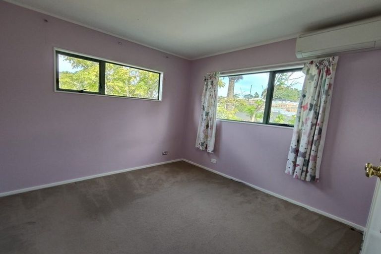 Photo of property in 19 Merriefield Avenue, Forrest Hill, Auckland, 0620