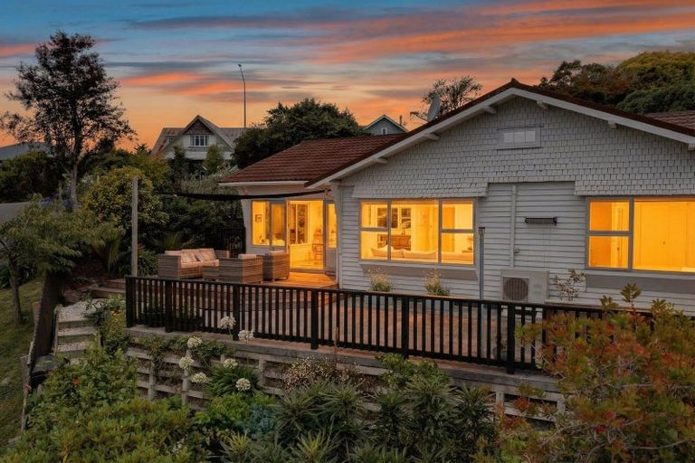 Photo of property in 1/22 Hackthorne Road, Cashmere, Christchurch, 8022