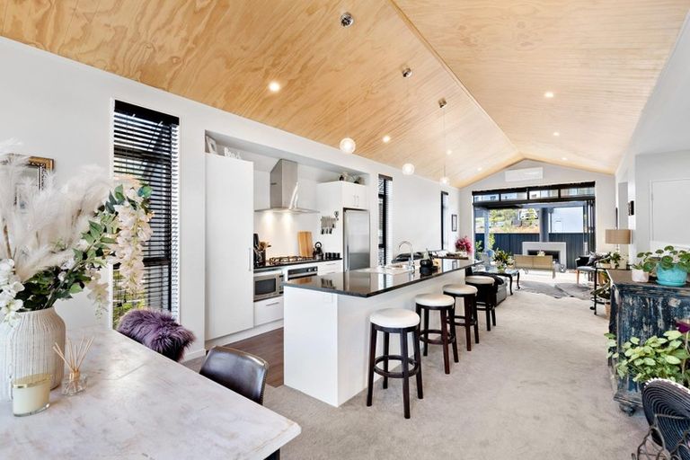 Photo of property in 6 Stamper Lane, Arthurs Point, Queenstown, 9371