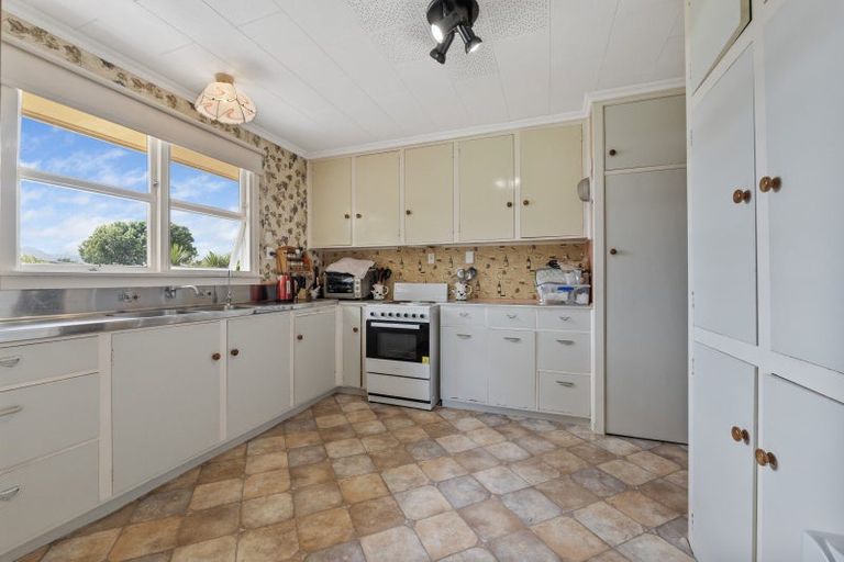 Photo of property in 46a Cumming Street, Okato, 4335