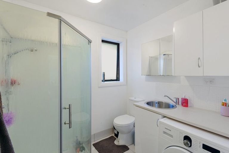 Photo of property in 30 Auburn Avenue, Upper Riccarton, Christchurch, 8041